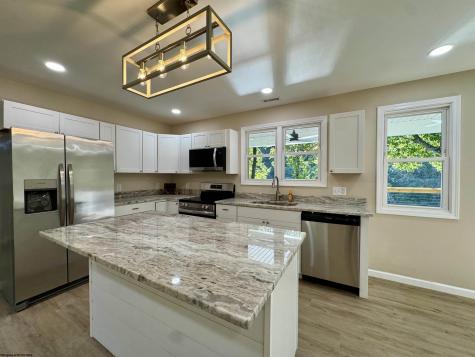 1298 Rivershore Drive Fairmont WV 26554