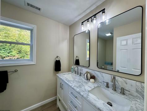 1298 Rivershore Drive Fairmont WV 26554