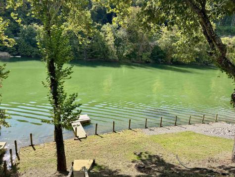 1298 Rivershore Drive Fairmont WV 26554