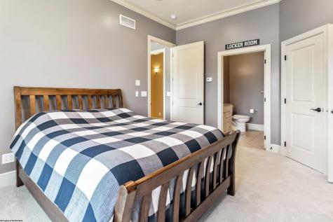 2006 Magnolia Drive Morgantown WV 26508