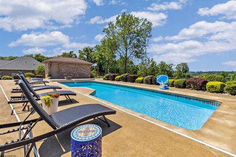 2006 Magnolia Drive Morgantown WV 26508