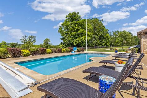 2006 Magnolia Drive Morgantown WV 26508