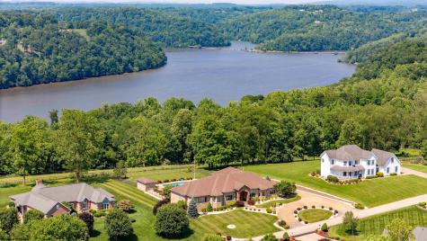 2006 Magnolia Drive Morgantown WV 26508