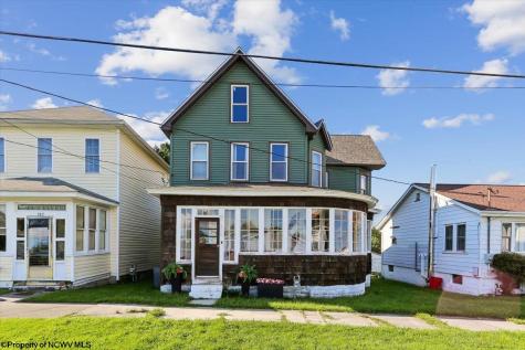 376 Fairfax Avenue Davis WV 26260