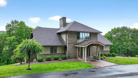 201 Westridge Drive Elkins WV 26241