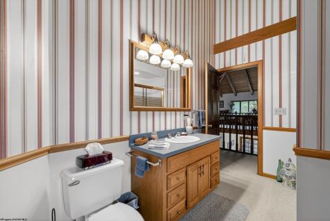 201 Westridge Drive Elkins WV 26241