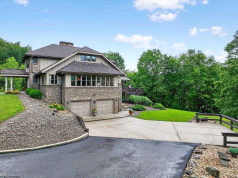 201 Westridge Drive Elkins WV 26241