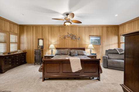 201 Westridge Drive Elkins WV 26241