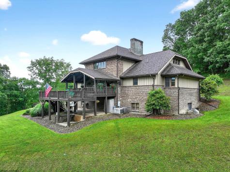 201 Westridge Drive Elkins WV 26241