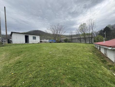 245 Riverside Drive Weston WV 26452