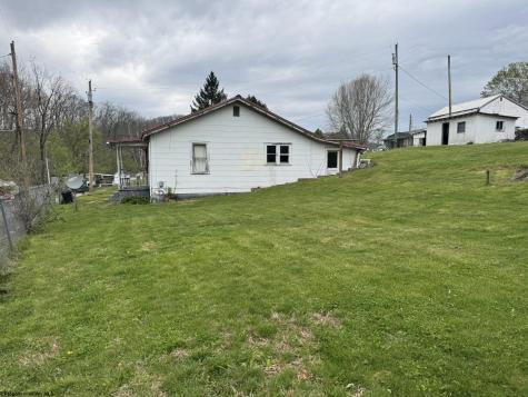 245 Riverside Drive Weston WV 26452