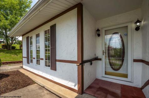 1503 Pattam Trail Fairmont WV 26554