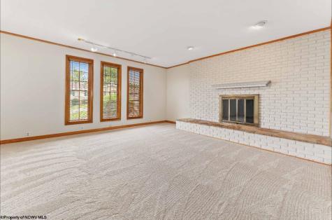 1503 Pattam Trail Fairmont WV 26554