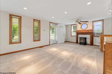 1503 Pattam Trail Fairmont WV 26554