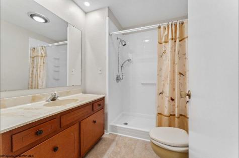 1503 Pattam Trail Fairmont WV 26554