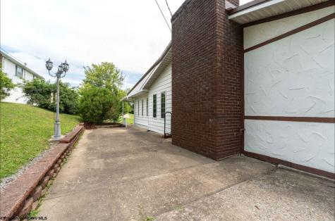 1503 Pattam Trail Fairmont WV 26554