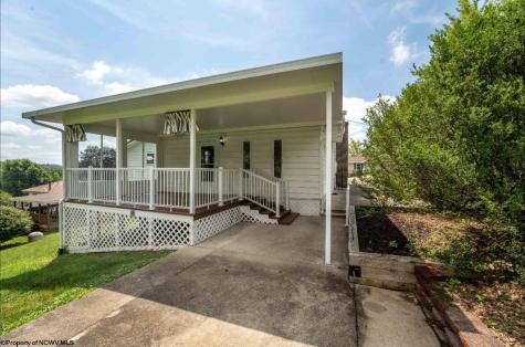 1503 Pattam Trail Fairmont WV 26554