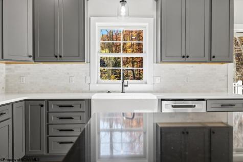 201 Sabre Court Morgantown WV 26508