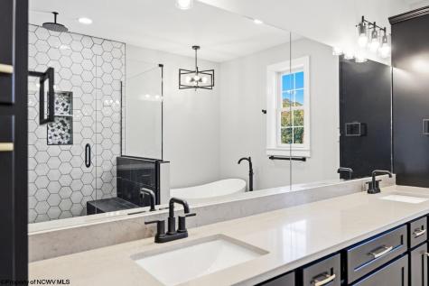 201 Sabre Court Morgantown WV 26508