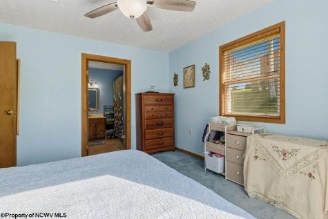 15 Garnet Lane White Hall WV 26554