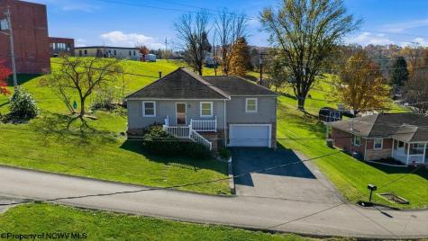 15 Garnet Lane White Hall WV 26554