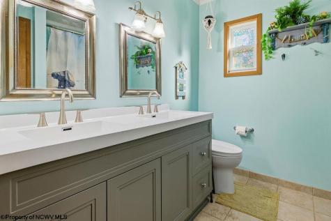 15 Garnet Lane White Hall WV 26554