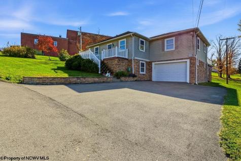 15 Garnet Lane White Hall WV 26554
