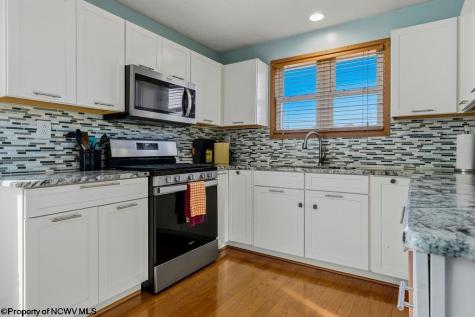 15 Garnet Lane White Hall WV 26554