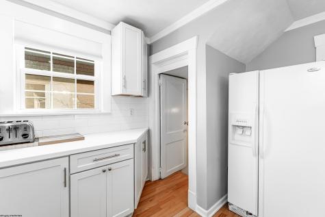 206 Waitman Street Morgantown WV 26501
