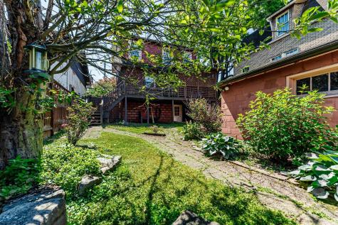 206 Waitman Street Morgantown WV 26501