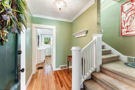 206 Waitman Street Morgantown WV 26501
