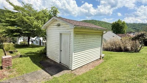 660 Upper Beech Street Grafton WV 26354