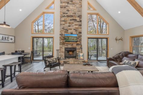 134 Day Lily Circle Terra Alta WV 26764