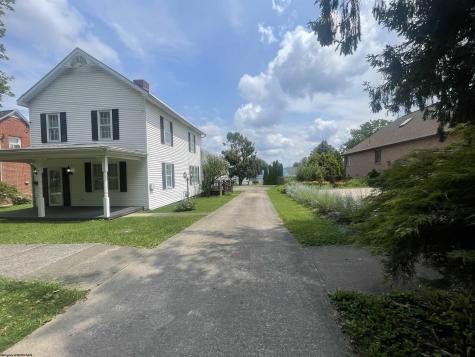 146 Barbour Street Buckhannon WV 26201-2350