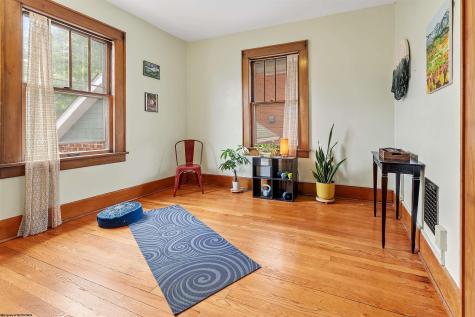 46 Maple Avenue Morgantown WV 26505