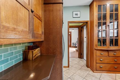 46 Maple Avenue Morgantown WV 26505