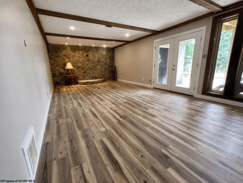 106 Manor Road Davis WV 26260