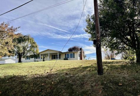 25 Mcknight Drive Buckhannon WV 26201