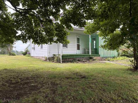 77 Grace Avenue Masontown WV 26542