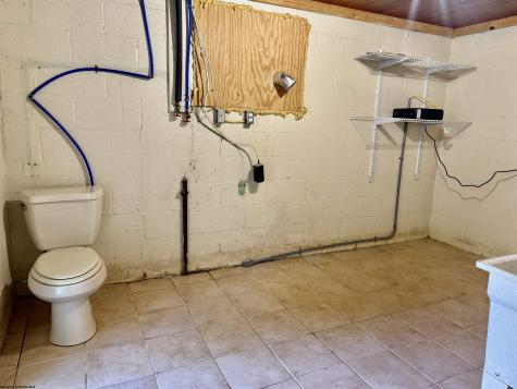 1617 Pleasant Valley Road Pleasant Valley WV 26554