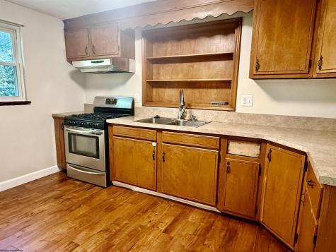 1617 Pleasant Valley Road Pleasant Valley WV 26554
