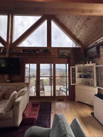 717 Lakeview Drive Horner WV 26372