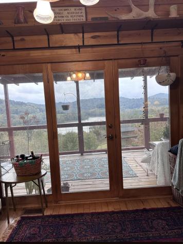 717 Lakeview Drive Horner WV 26372