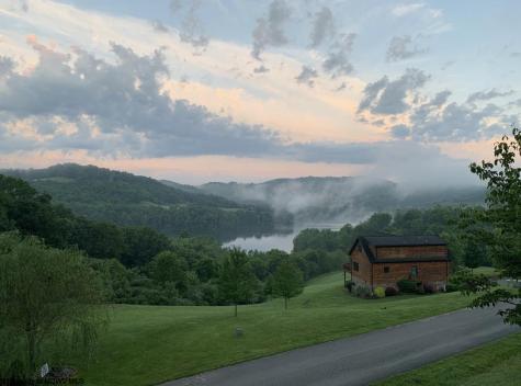 717 Lakeview Drive Horner WV 26372