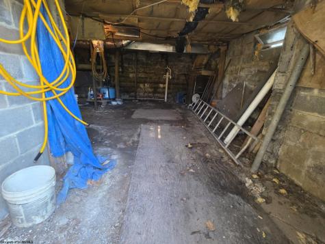 10 Center Street Rowlesburg WV 26425