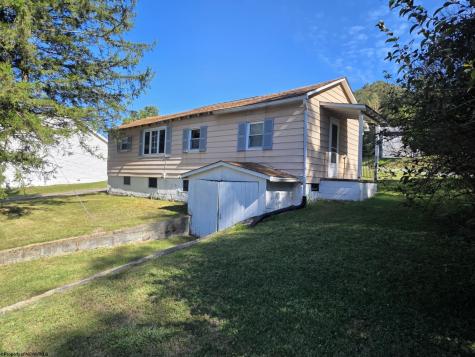 10 Center Street Rowlesburg WV 26425