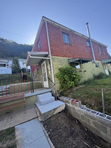 120 Jackson Street Weston WV 26452