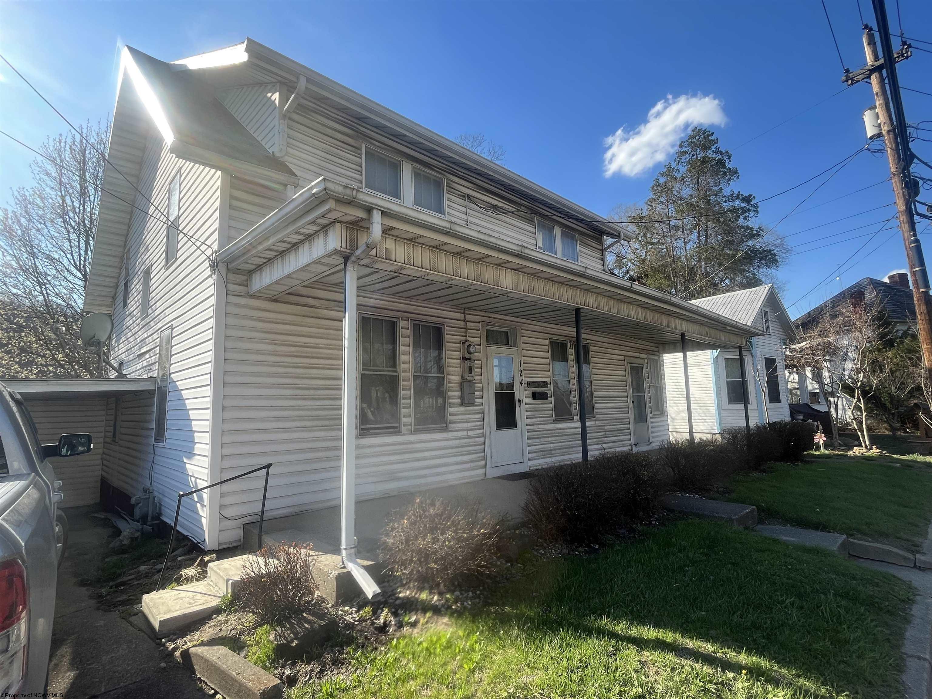 124 S Main Avenue Weston WV 26452