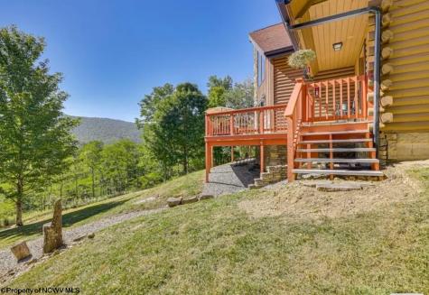 102 Northern Trail Snowshoe WV 26291