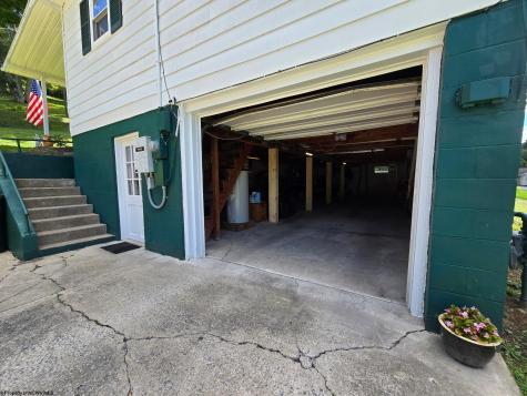 138 Springdale Street Grafton WV 26534-000